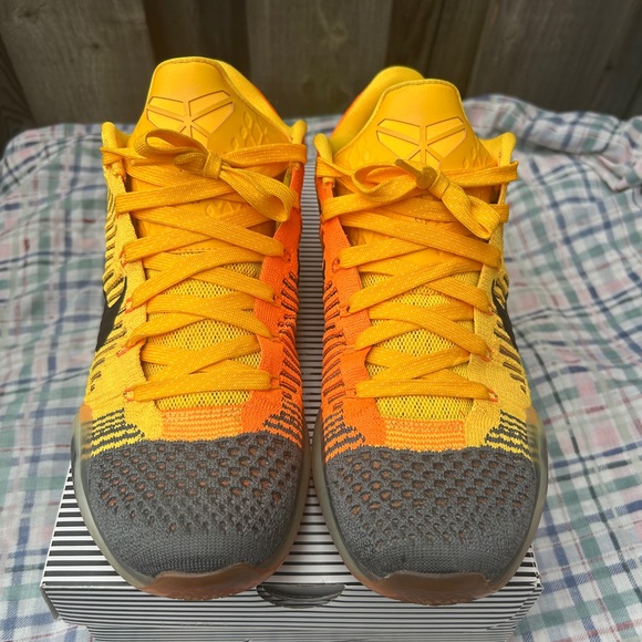 Nike Kobe X Elite Rivalry / Chester  
Size 11 - Picture 2 of 9